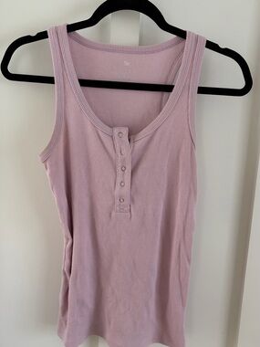 SO Women’s Ribbed Henley Tank Top – Lavender | Size M